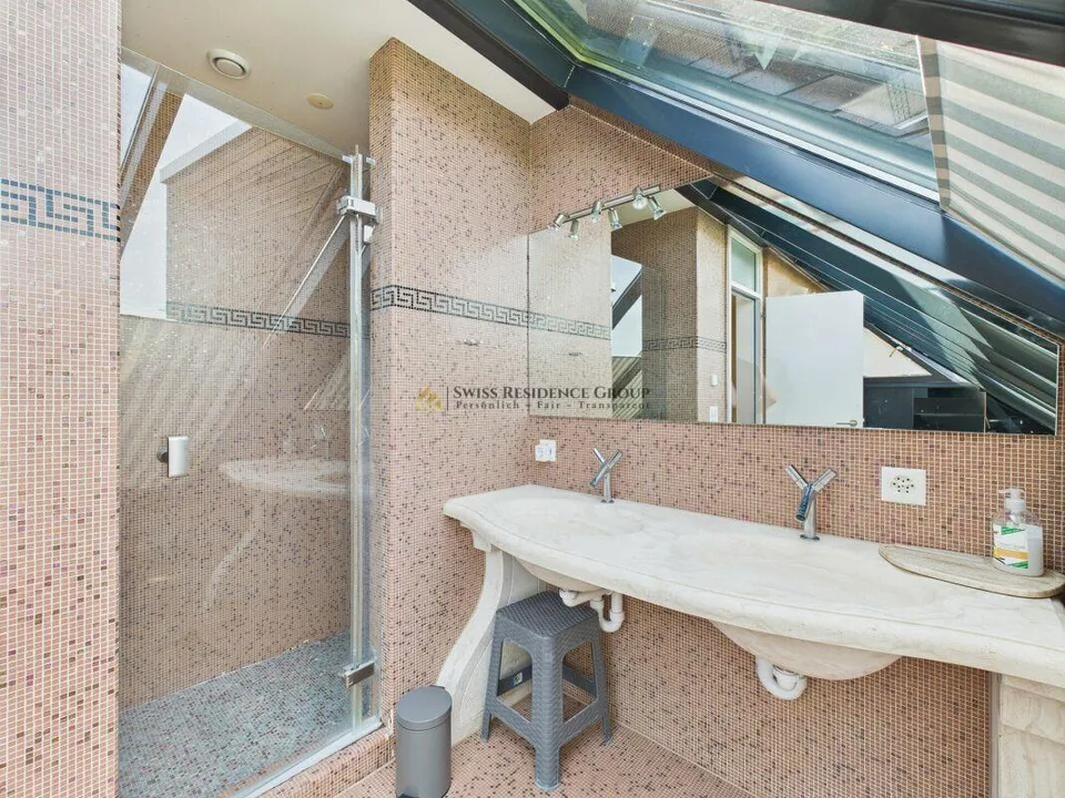 Unico duplex familiare con un ambiente abitativo di alta qualità al massimo livello – foto 10 di 19