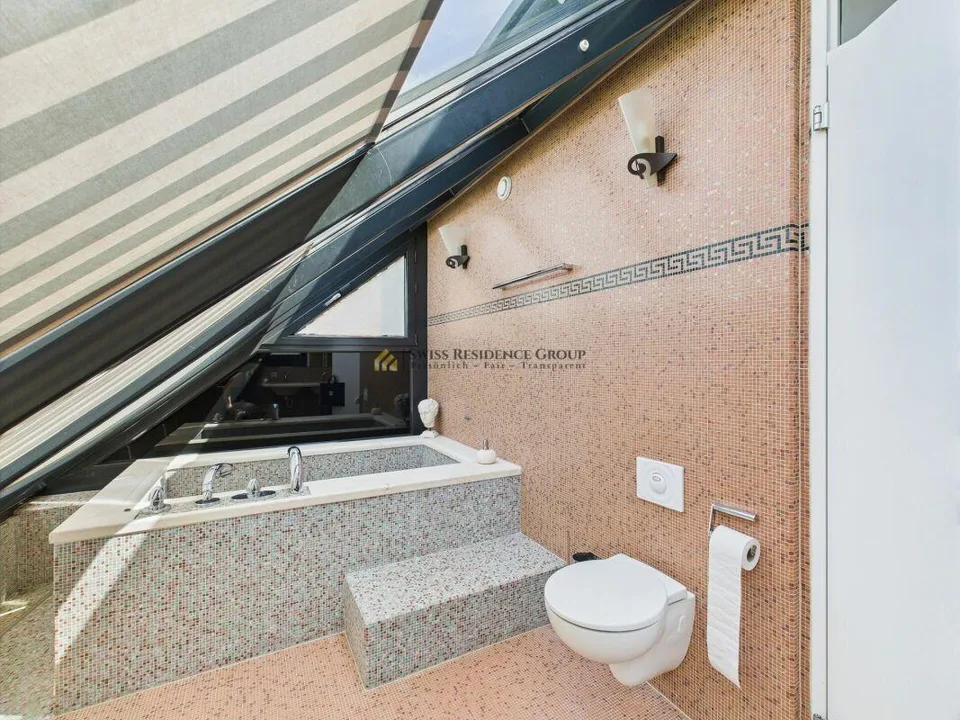 Unico duplex familiare con un ambiente abitativo di alta qualità al massimo livello – foto 11 di 19