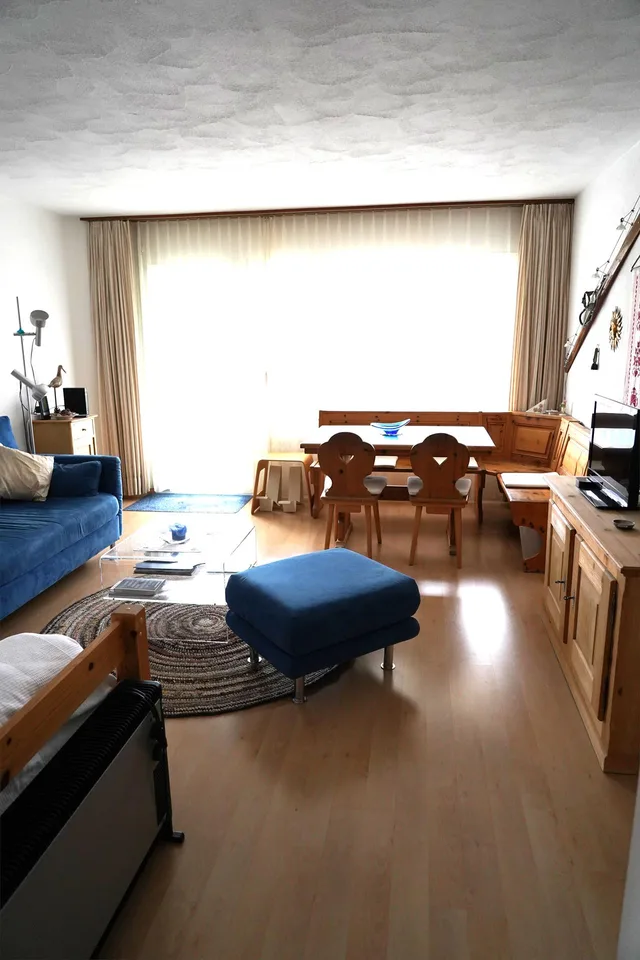 Sonnige, helle 1,5-Zimmer Wohnung – Foto 2 von 12