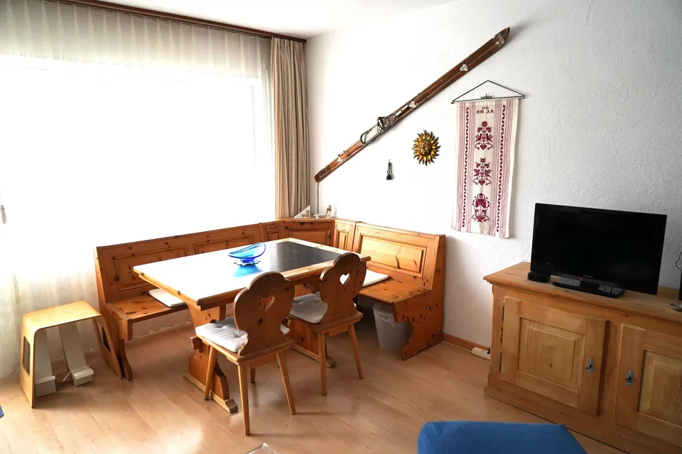 Sonnige, helle 1,5-Zimmer Wohnung – Foto 4 von 12