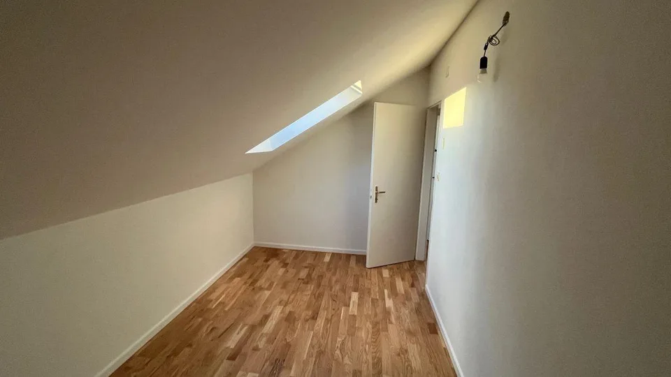 AN RUHIGER LAGE INKLUSIVE PARKPLATZ – Foto 7 von 12