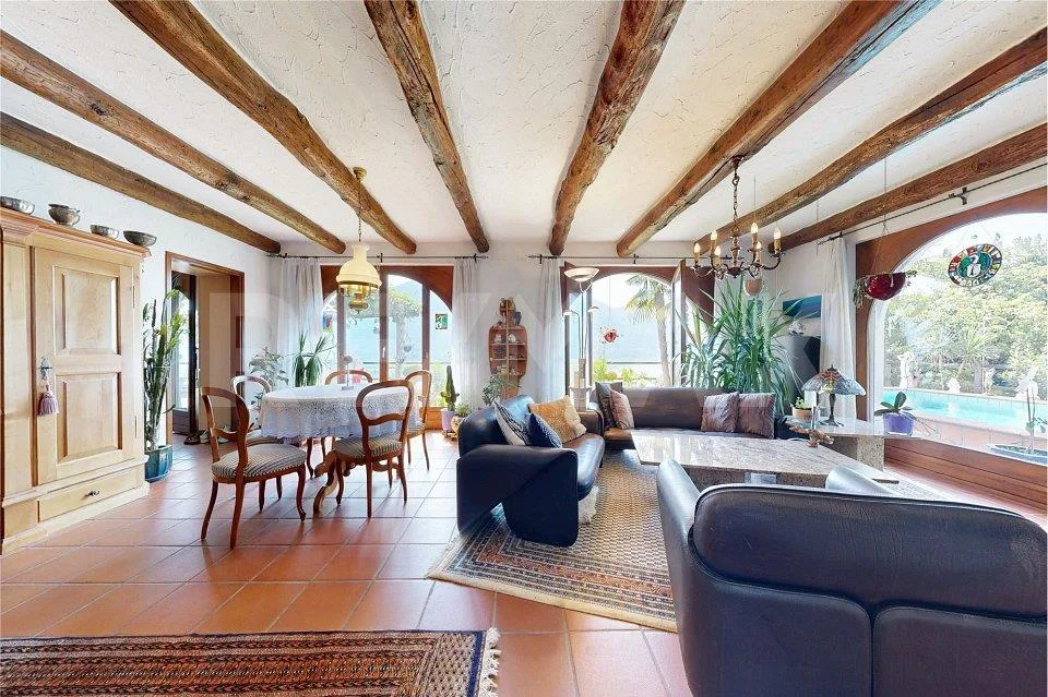 Raffinata casa di charme con vista panoramica e sul lago – Foto 8 von 13