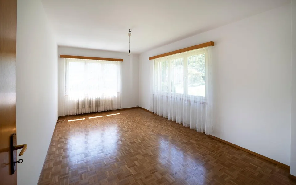 Two-family house with garden and views in Gnosca | Casa bifamigliar... – foto 8 di 17