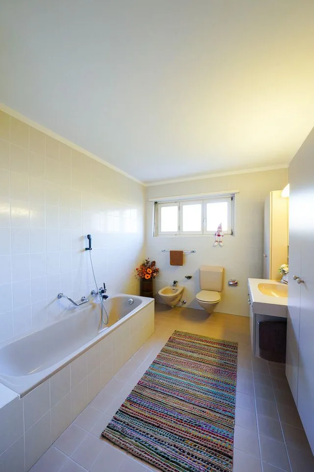 Two-family house with garden and views in Gnosca | Casa bifamigliar... – foto 5 di 17