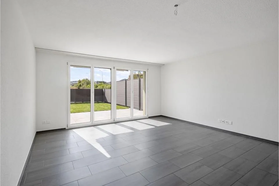 5.5-Zimmer-Reihenmittelhaus mit Garten und ca. 200 m² Nutzfläche – Foto 3 von 6