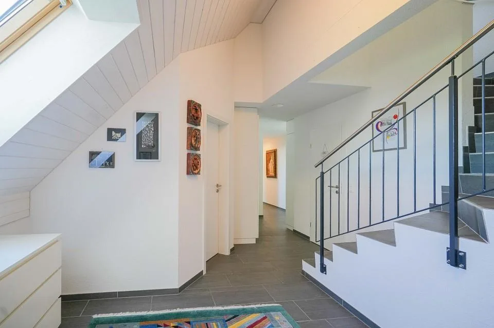 Grosszügig wohnen auf zwei Etagen - 5.5 Zimmer-Maisonettewohnung – Foto 10 von 13