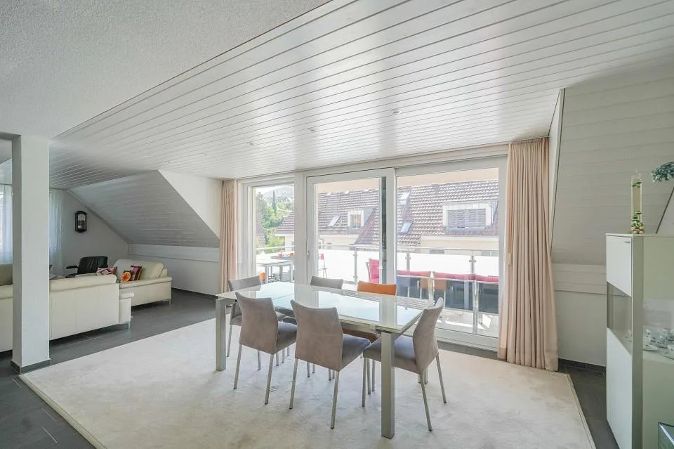 Grosszügig wohnen auf zwei Etagen - 5.5 Zimmer-Maisonettewohnung – Foto 12 von 13