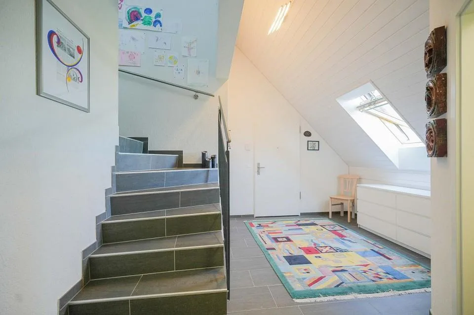Grosszügig wohnen auf zwei Etagen - 5.5 Zimmer-Maisonettewohnung – Foto 5 von 13