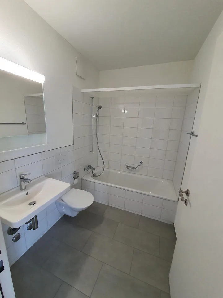 neuwertige 3.5 ZWG in Bern Brünnen (4. OG) – Foto 5 von 8