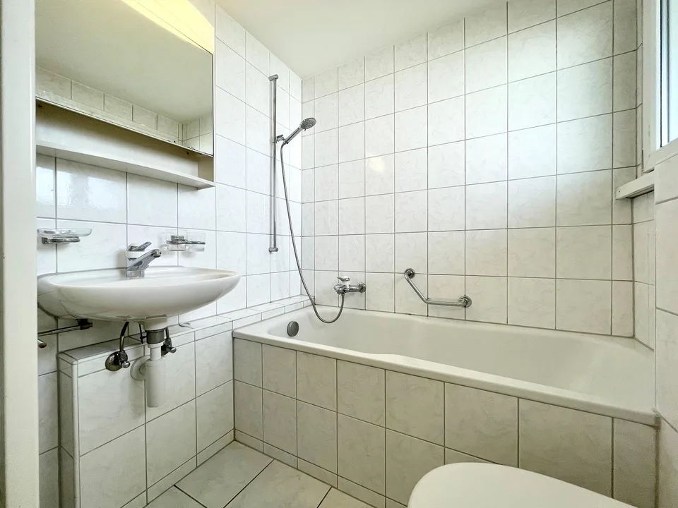 Helle Wohnung - Zentrale & ruhige Lage in Muttenz nähe Tramstation! – Foto 6 von 11