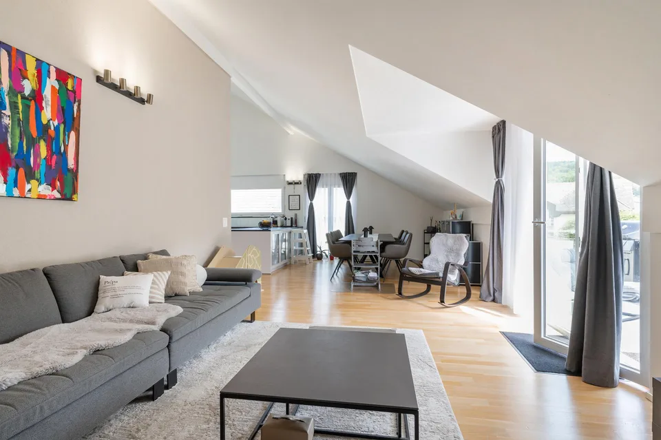 Grosszügigkeit trifft auf zeitlose Eleganz – Foto 6 von 13
