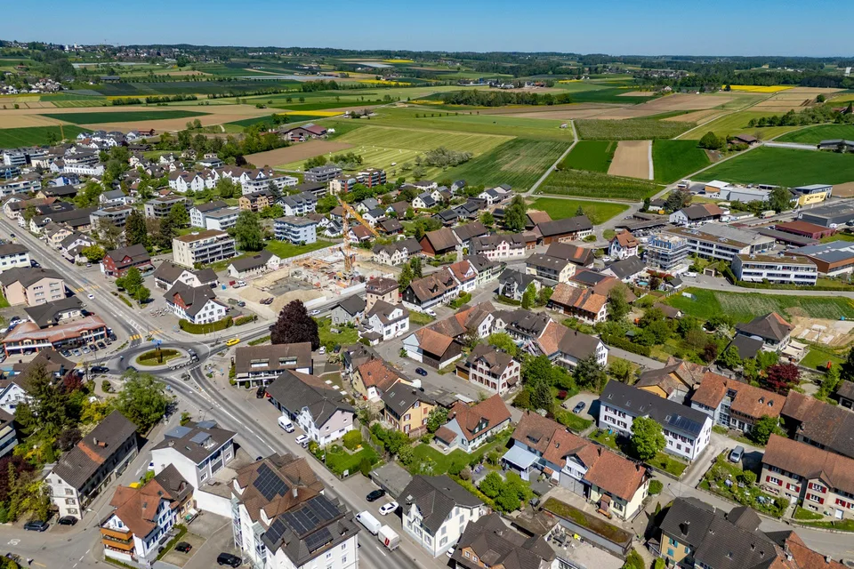 Einfamilienhaus mit Einliegerwohnung und vielseitigem Umschwung – Foto 21 von 22