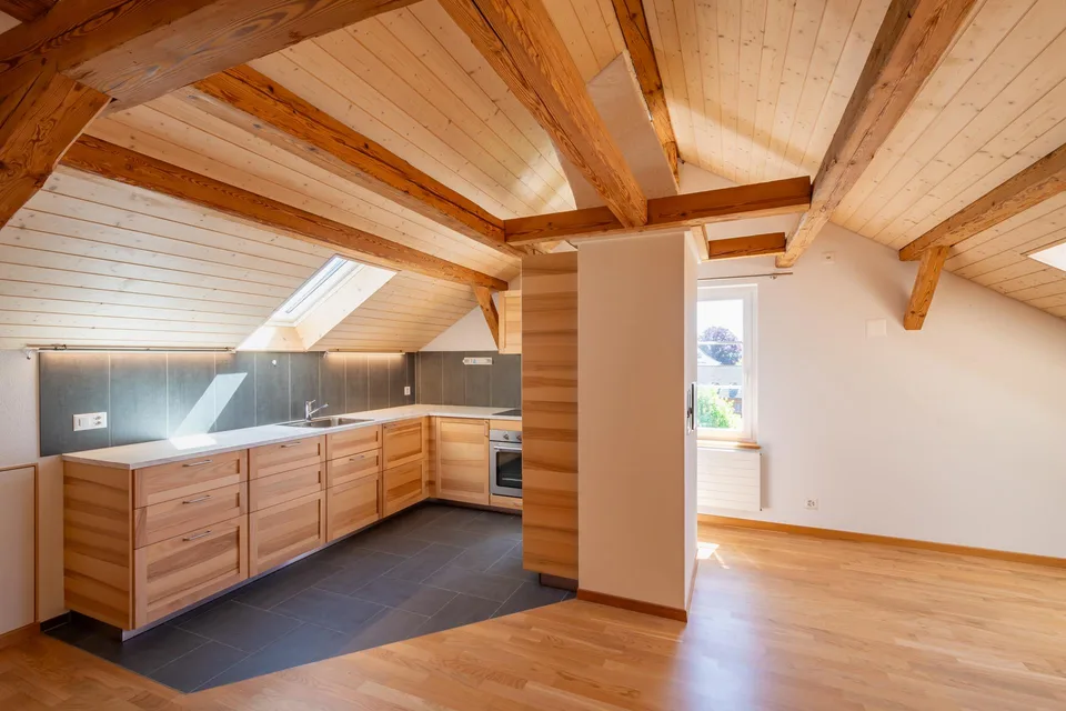 Einfamilienhaus mit Einliegerwohnung und vielseitigem Umschwung – Foto 17 von 22