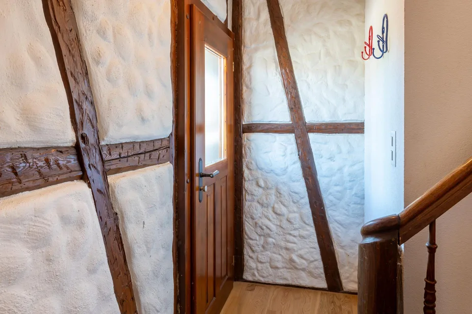 Einfamilienhaus mit Einliegerwohnung und vielseitigem Umschwung – Foto 16 von 22