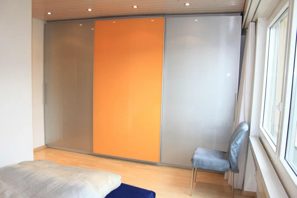 Grosszügige 4.5-Zimmerwohnung mit Aussicht – Foto 7 von 15