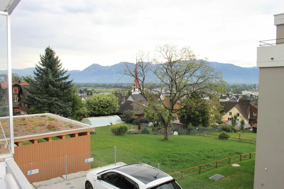 Grosszügige 4.5-Zimmerwohnung mit Aussicht – Foto 15 von 15