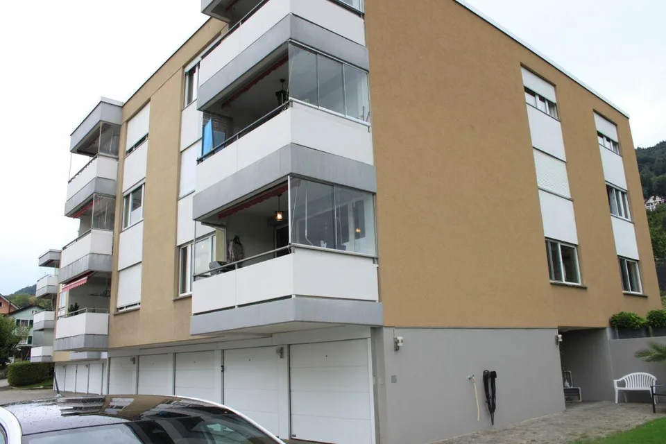 Grosszügige 4.5-Zimmerwohnung mit Aussicht – Foto 12 von 15