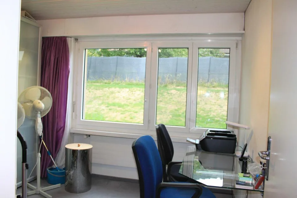 Grosszügige 4.5-Zimmerwohnung mit Aussicht – Foto 9 von 15