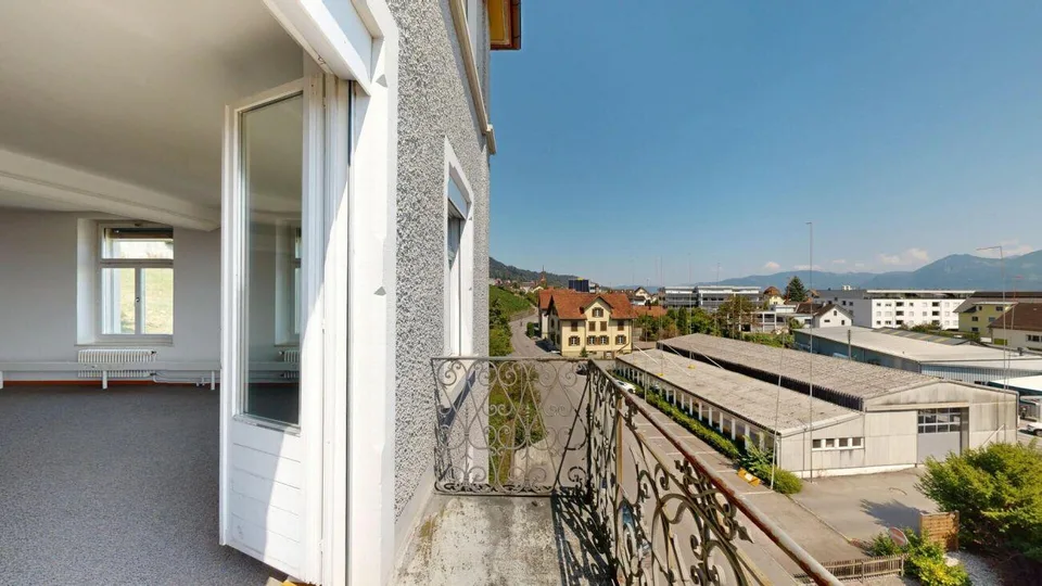 Grosszügige Büroräumlichkeiten mit Weitblick in Rebstein – Foto 9 von 11