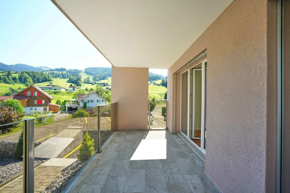 3½-Zimmerwohnung mit grosszügigem Balkon/Sitzplatz – photo 2 sur 7