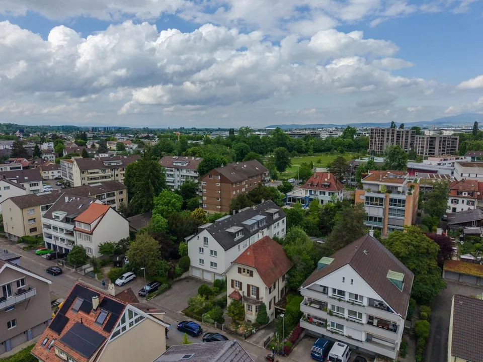 sehr schönes, sanierungsbedürftiges Haus aus den 20er Jahren – Foto 16 von 16