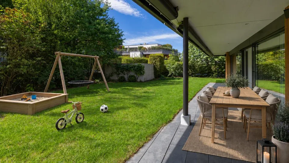 Erlenbach: Erdgeschosswohnung mit grossem Garten – Foto 3 von 5