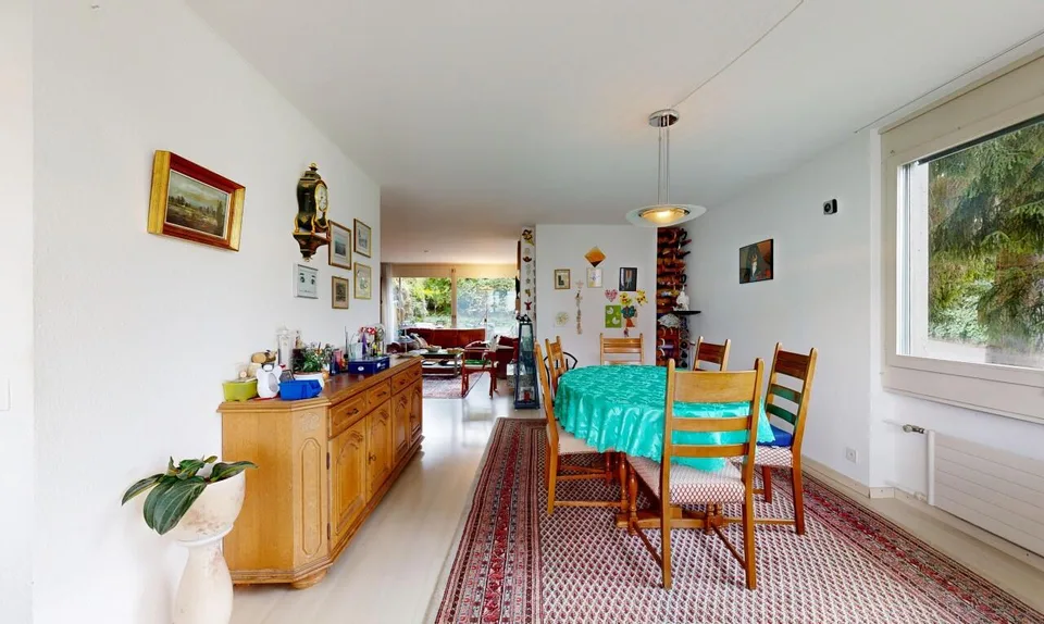 Familienfreundliche Wohnung mit Balkon und Terrasse – Foto 4 von 11