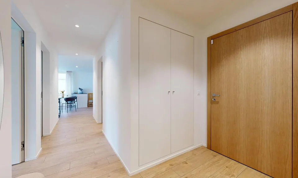 Appartamento 4,5 locali, terrazza 36m2 sul lago – foto 2 di 11