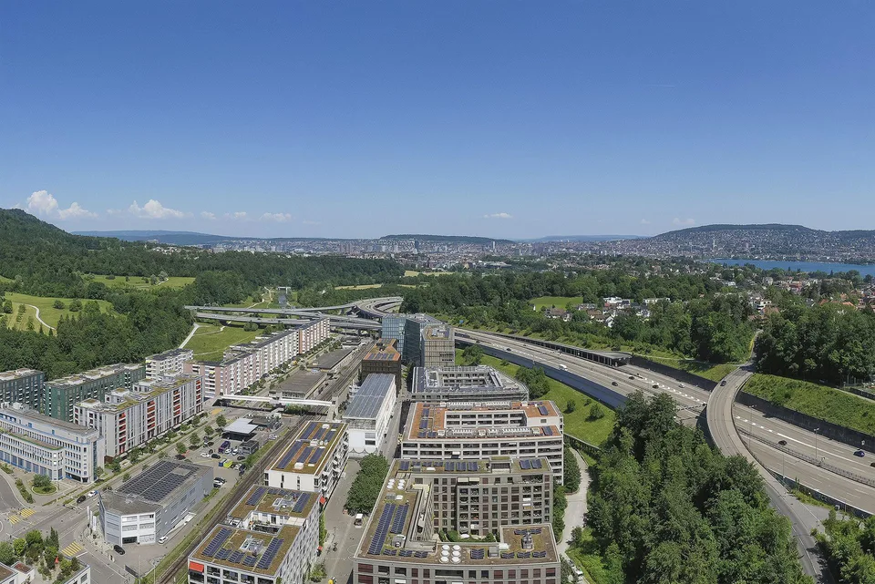 Grosszügiger Gewerberraum an attraktiver Lage im Quartier Greencity – foto 2 di 10