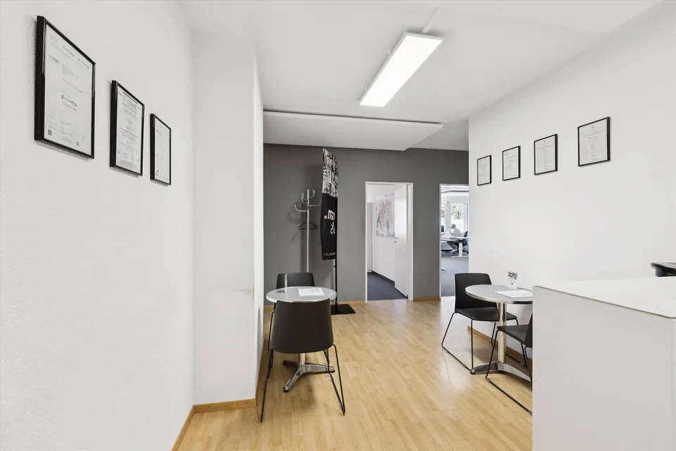 Gewerbefläche an TOP-Lage im Herzen von Biel! – foto 6 di 9