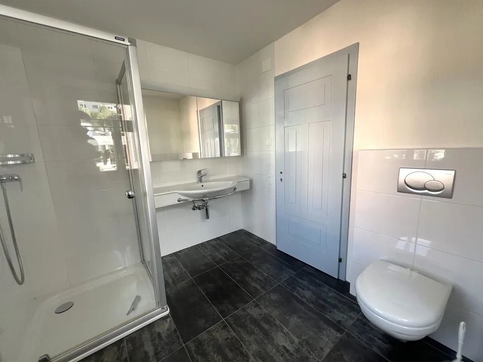 2.5 Zimmer Wohnung, EG (Zweitwohnung) in Scuol – Foto 3 von 10