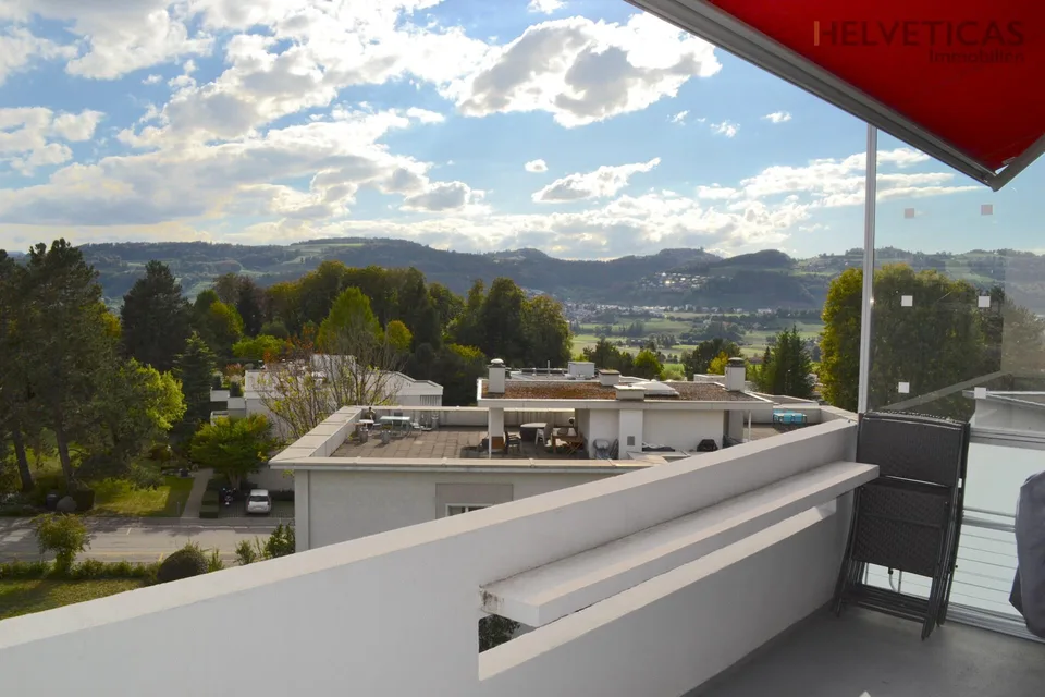 Grosszügige und moderne Wohnung mit Ausblick in die Ferne – photo 4 of 8