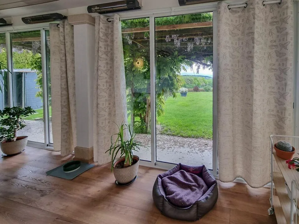 Property 11 rooms in Bassins – photo 26 of 33
