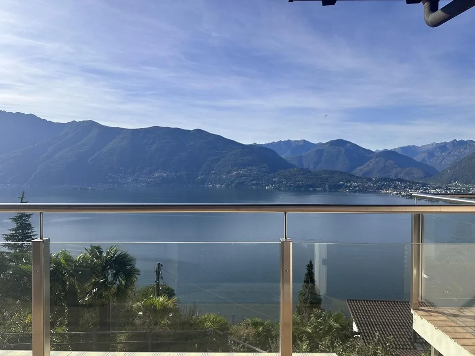 4.5 Zimmer Reihenfamilienhaus in Gerra (Gambarogno) – Foto 2 von 24