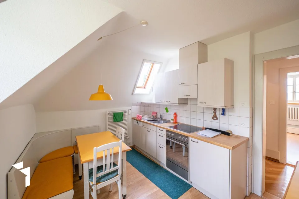 Grosszügige 7.5-Zimmer-Villa mit Panoramasicht – Foto 12 von 17
