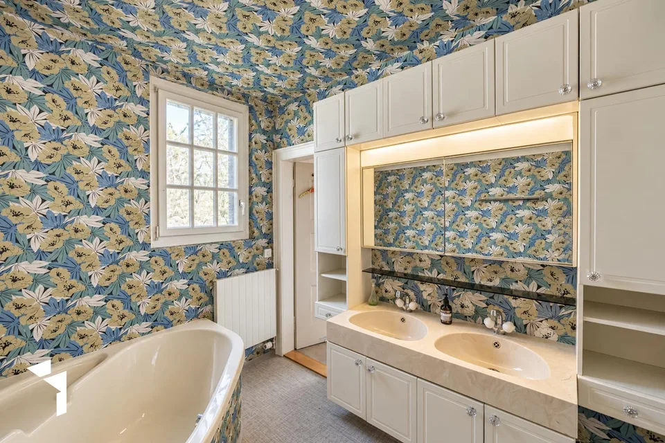 Grosszügige 7.5-Zimmer-Villa mit Panoramasicht – Foto 8 von 17