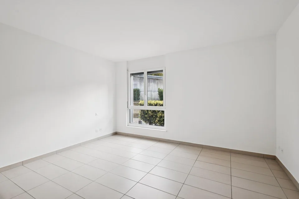 Ready to move in, furniture included and subsequently owned by the tenant – photo 5 of 7