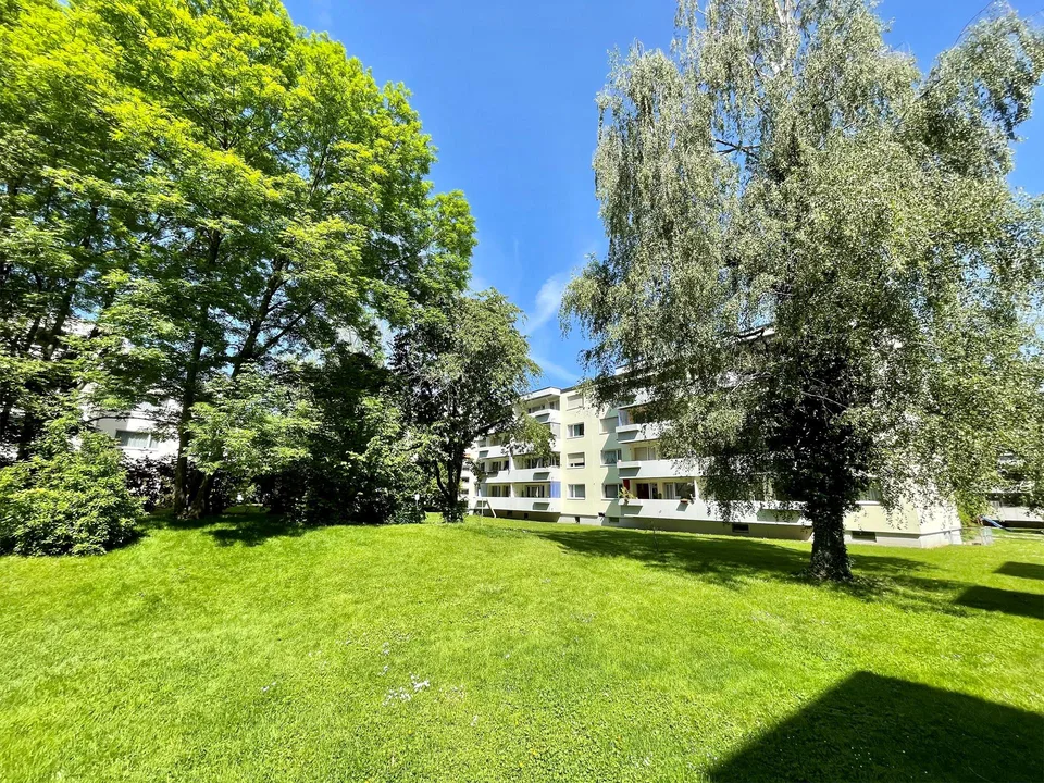 Einstellhallenplatz zu vermieten – Foto 3 von 3