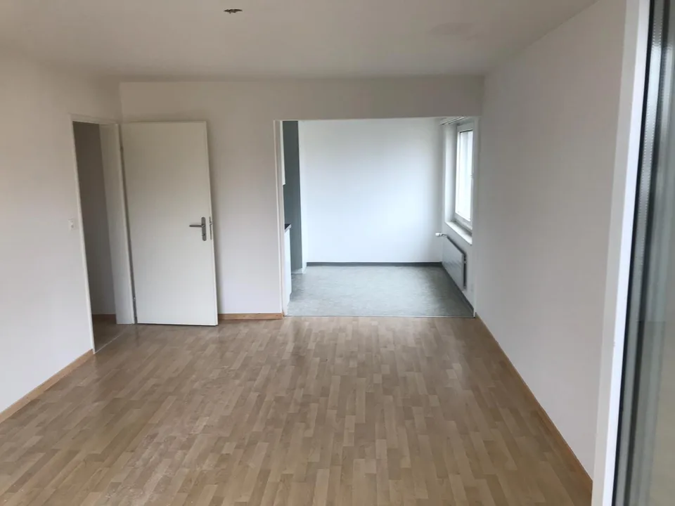 2 1/2-Zimmerwohnung – photo 3 of 6