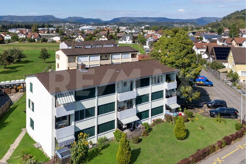 Gepflegtes Mehrfamilienhaus mit drei 2½ und sechs 3½ Zimmer Wohnungen – photo 3 sur 10