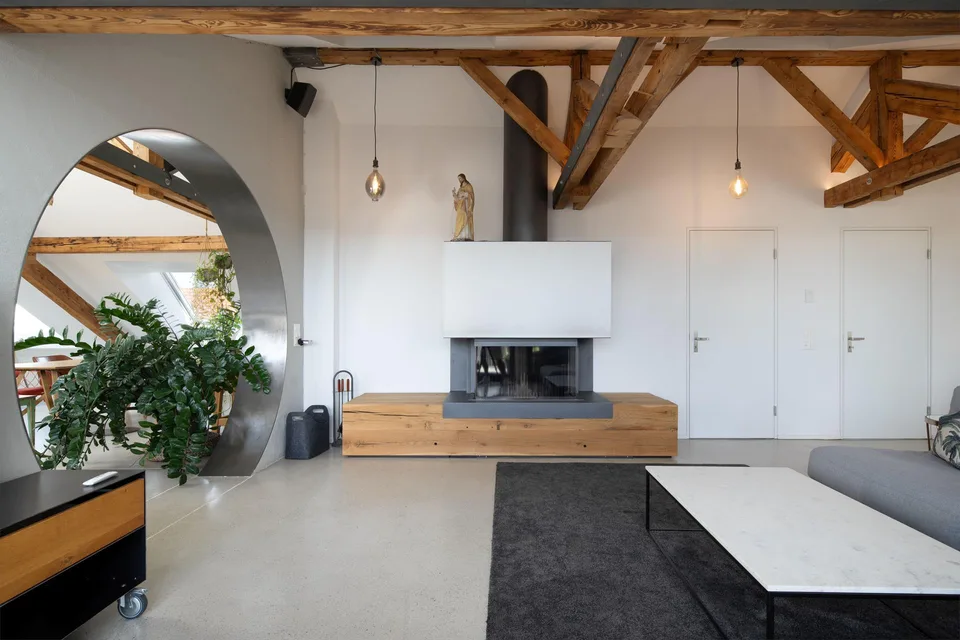 Spektakuläre Dachwohnung mit grosser Terrasse – Foto 2 von 12
