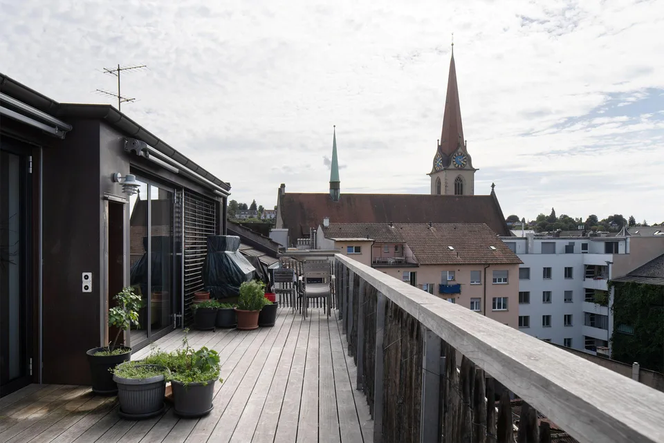 Spektakuläre Dachwohnung mit grosser Terrasse – Foto 11 von 12