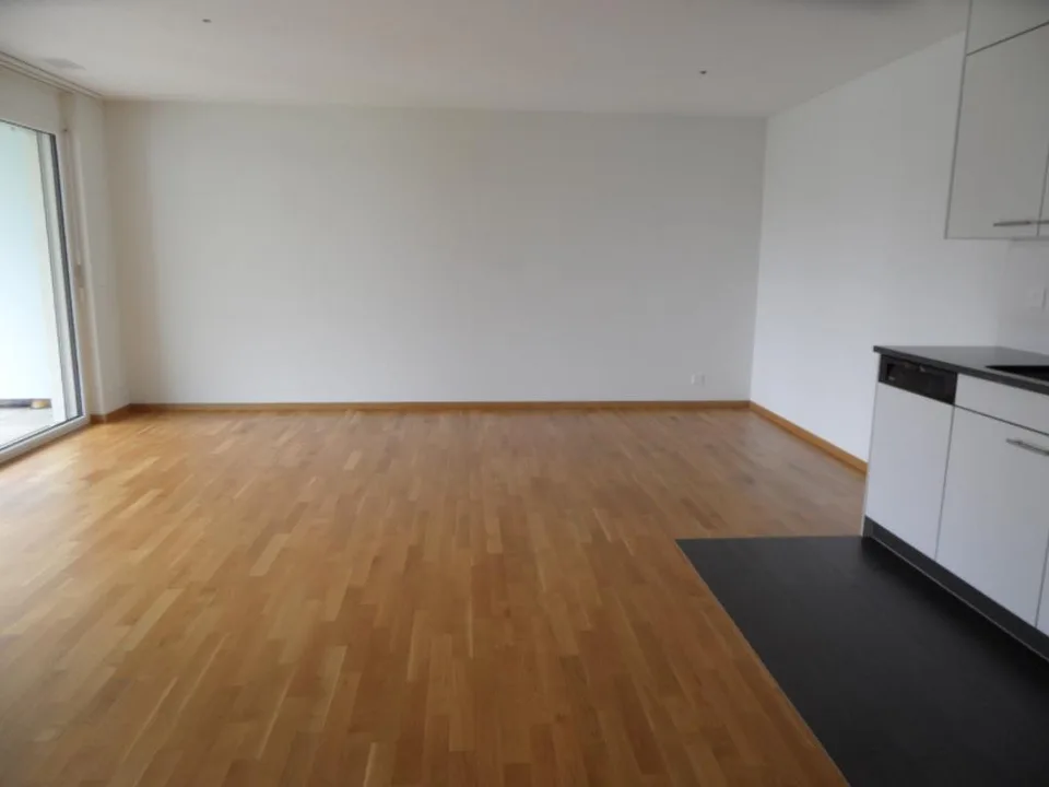 2-Zimmerwohnung mit grossem Balkon – Foto 3 von 10