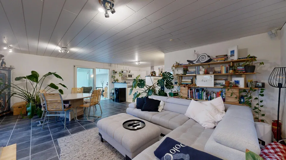 Appartamento 3,5 locali in posizione collinare ad Au in vendita! – foto 4 di 14