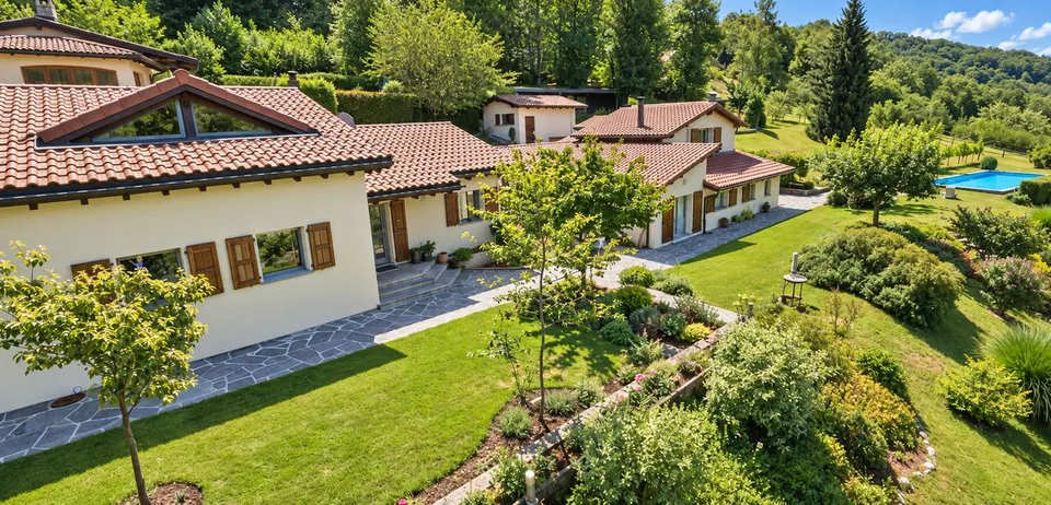 8.5 Zimmer Villa in Vaglio – Foto 4 von 28