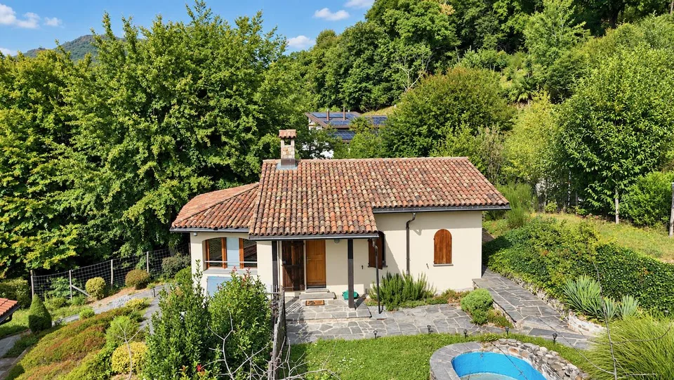 8.5 Zimmer Villa in Vaglio – Foto 24 von 28