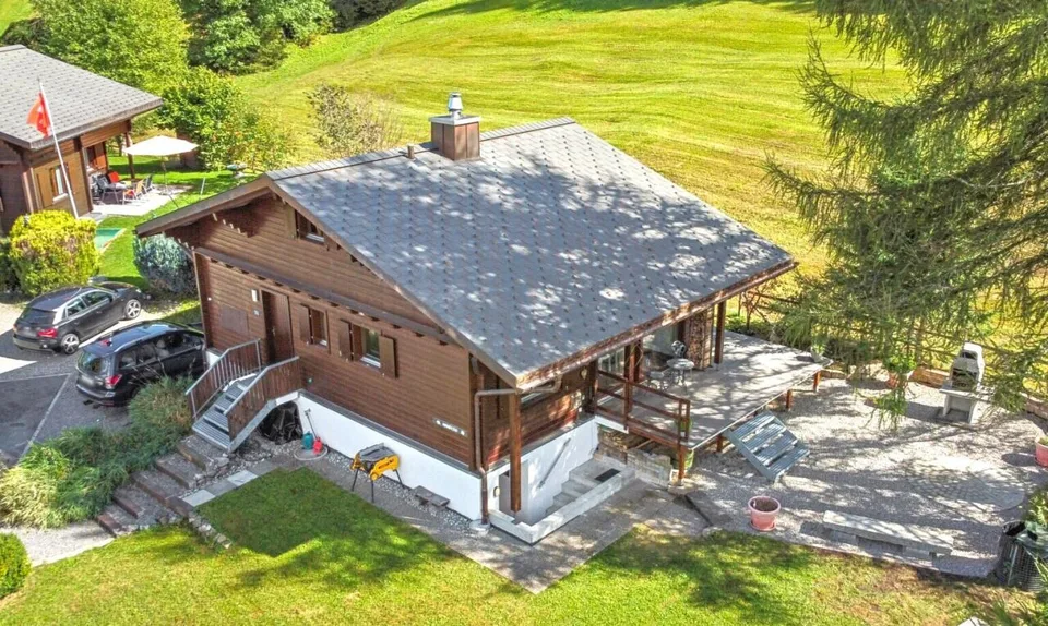 Charming retreat amidst nature – photo 2 of 11