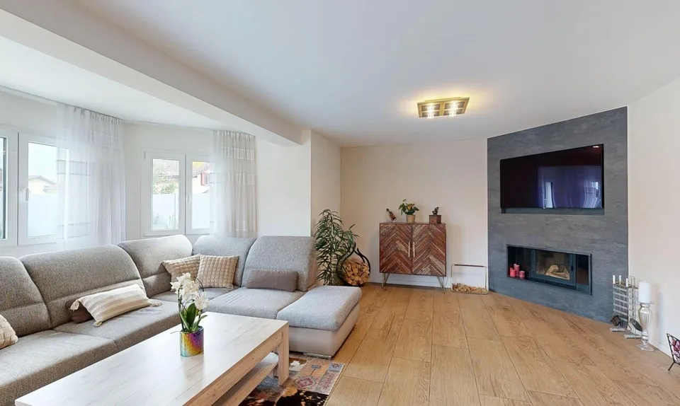 5.5 Zimmer Einfamilienhaus in Collombey – Foto 3 von 11