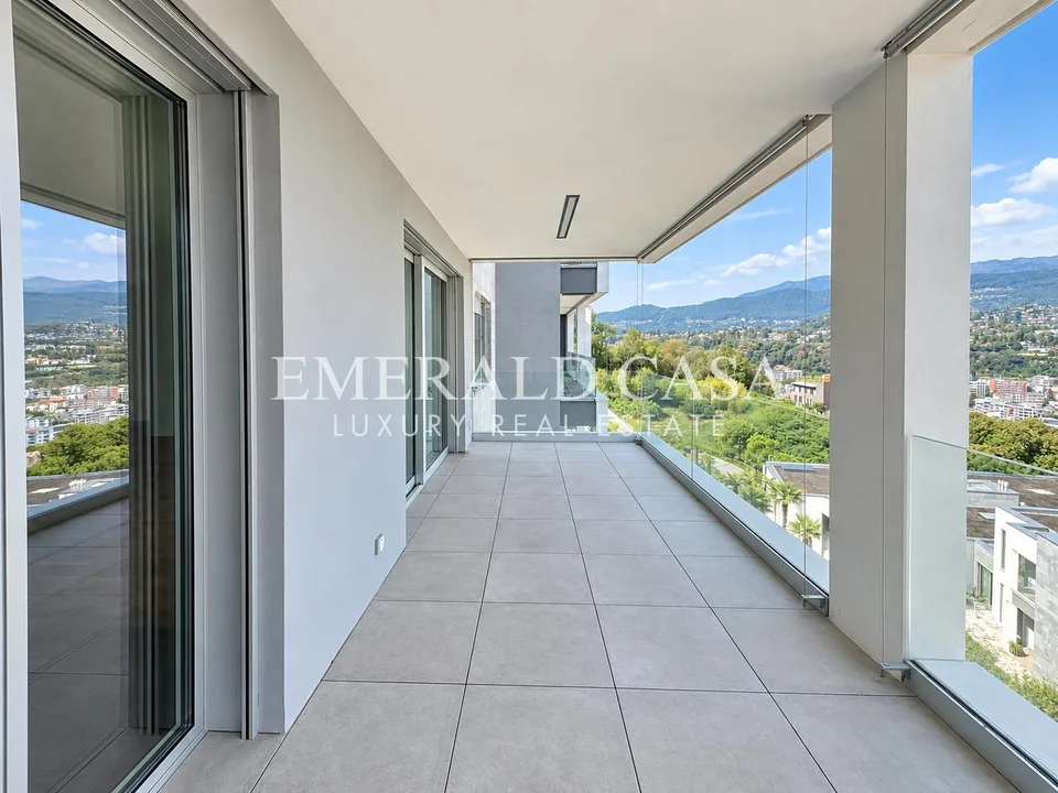 Esclusivo 4.5 locali con vista panoramica sul Lago di Lugano – Foto 10 von 10
