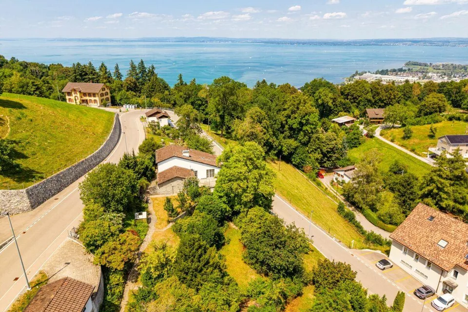 Seltene Gelegenheit für Bauherren und Investoren - rund 1'426 m² Ba... – Foto 2 von 3